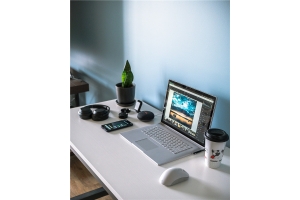 純電池到波蘭國(guó)際快遞價(jià)格介紹